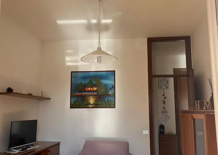 アパート Casa Castel チヴァーテ