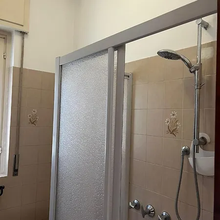 Casa Castel 시바테